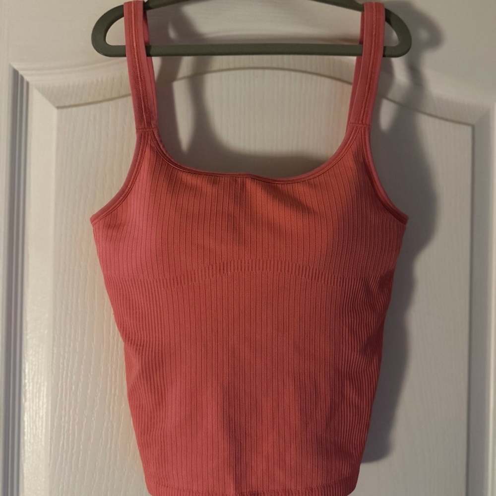 Lululemon Ebb to Street Scoop Neck Cropped Tank Top